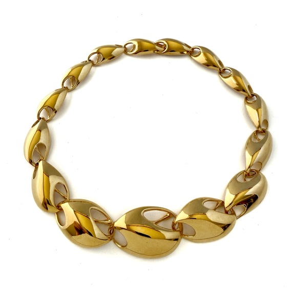Vintage Trifari Kunio Matsumoto Sculptural Oval Link Goldtone Collar Necklace